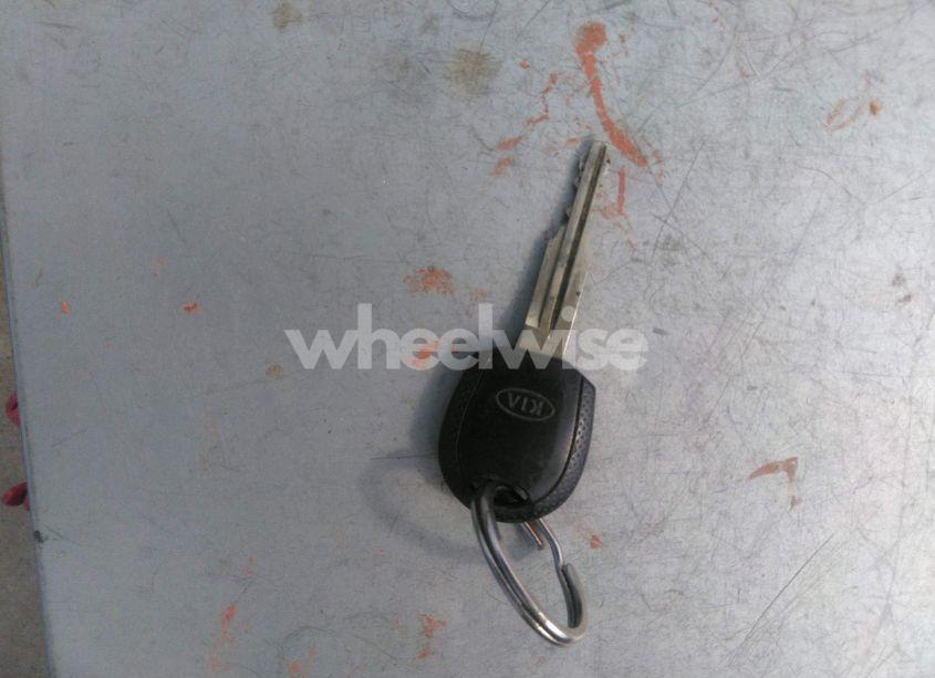 Photo 11 of 2007 Kia Sportage LX V6 (VIN KNDJE723777442880)