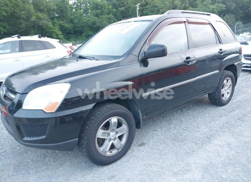Photo 2 of 2009 Kia Sportage LX V6 (VIN KNDJE723797555375)