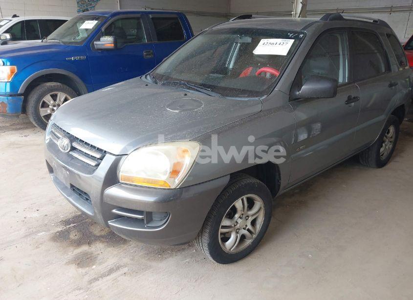 Photo 2 of 2008 Kia Sportage LX V6 (VIN KNDJE723887453288)