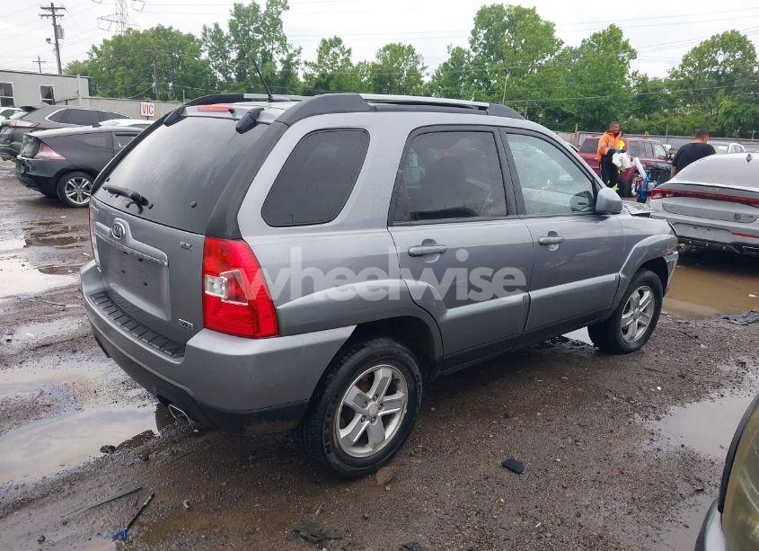 Photo 4 of 2009 Kia Sportage EX V6 (VIN KNDJE723897633307)