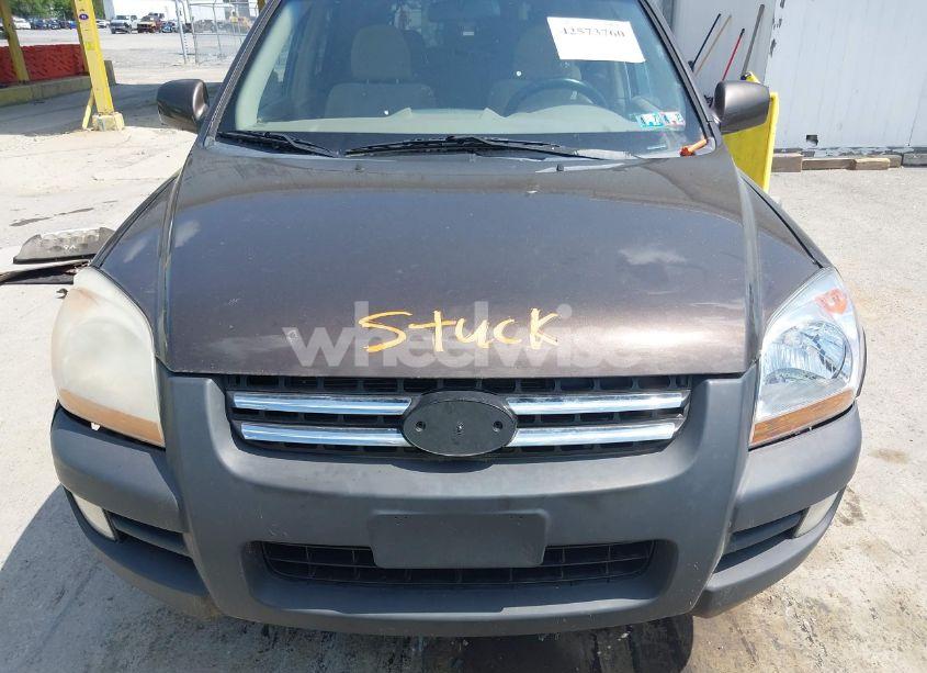 Photo 10 of 2005 Kia Sportage EX V6/LX V6 (VIN KNDJE723957075445)