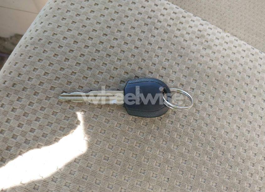 Photo 11 of 2005 Kia Sportage EX V6/LX V6 (VIN KNDJE723957075445)