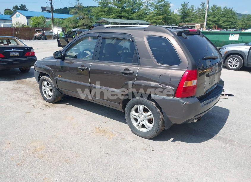 Photo 3 of 2005 Kia Sportage EX V6/LX V6 (VIN KNDJE723957075445)