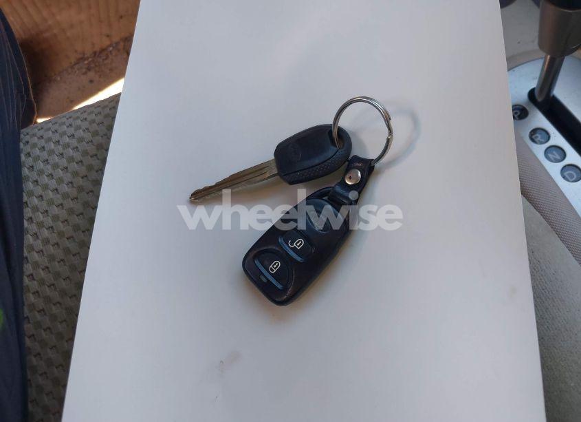 Photo 11 of 2006 Kia Sportage EX V6/LX V6 (VIN KNDJE723967168399)