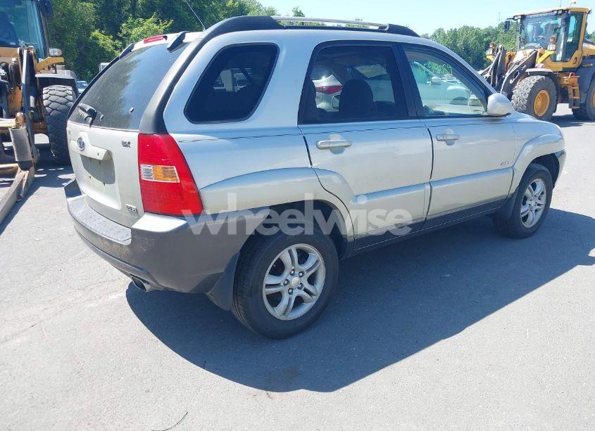 Photo 4 of 2006 Kia Sportage EX V6/LX V6 (VIN KNDJE723967168399)