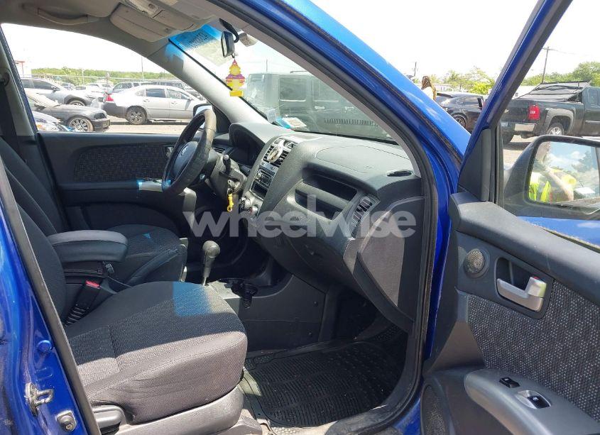 Photo 5 of 2007 Kia Sportage LX V6 (VIN KNDJF723277303270)