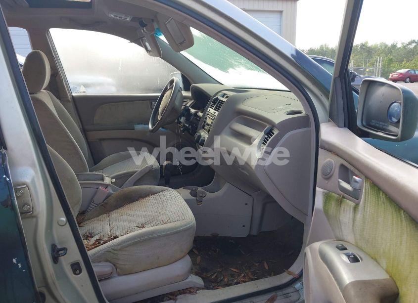 Photo 5 of 2006 Kia Sportage EX V6/LX V6 (VIN KNDJF723467183437)