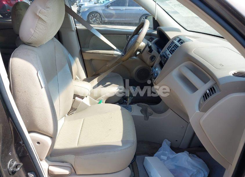 Photo 5 of 2005 Kia Sportage EX V6/LX V6 (VIN KNDJF723557133872)