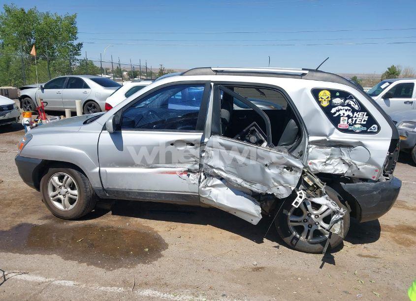Photo 14 of 2006 Kia Sportage EX V6/LX V6 (VIN KNDJF723567155775)