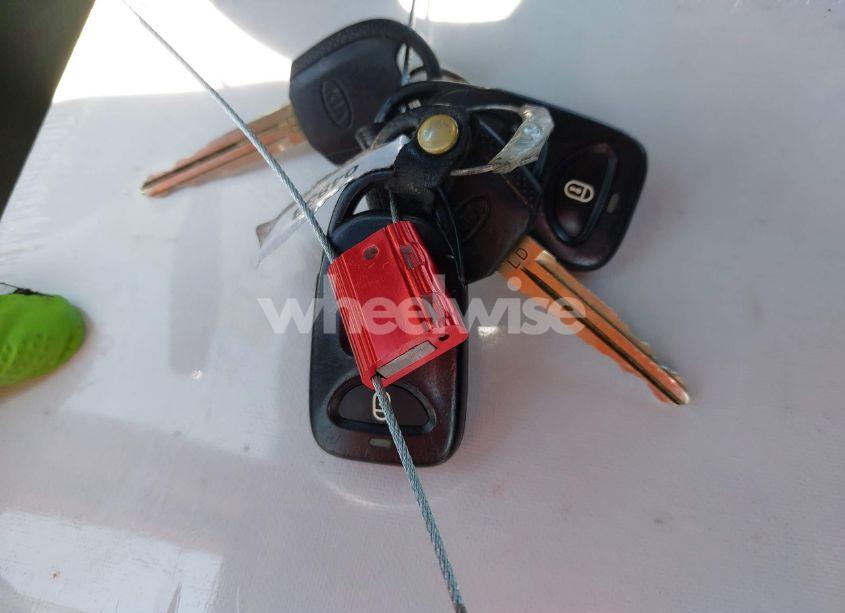 Photo 11 of 2006 Kia Sportage EX V6/LX V6 (VIN KNDJF723667168356)