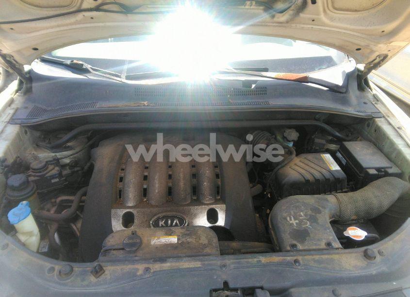 Photo 10 of 2005 Kia Sportage EX V6/LX V6 (VIN KNDJF723857074784)