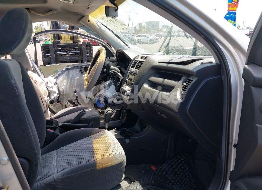 Photo 5 of 2006 Kia Sportage EX V6/LX V6 (VIN KNDJF723867224734)