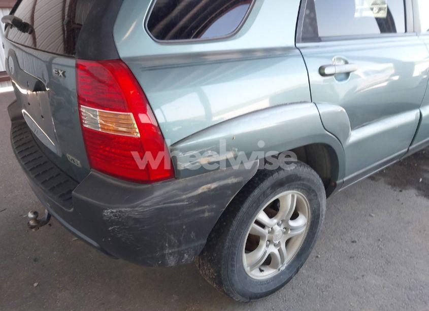 Photo 6 of 2005 Kia Sportage EX V6/LX V6 (VIN KNDJF723957065883)