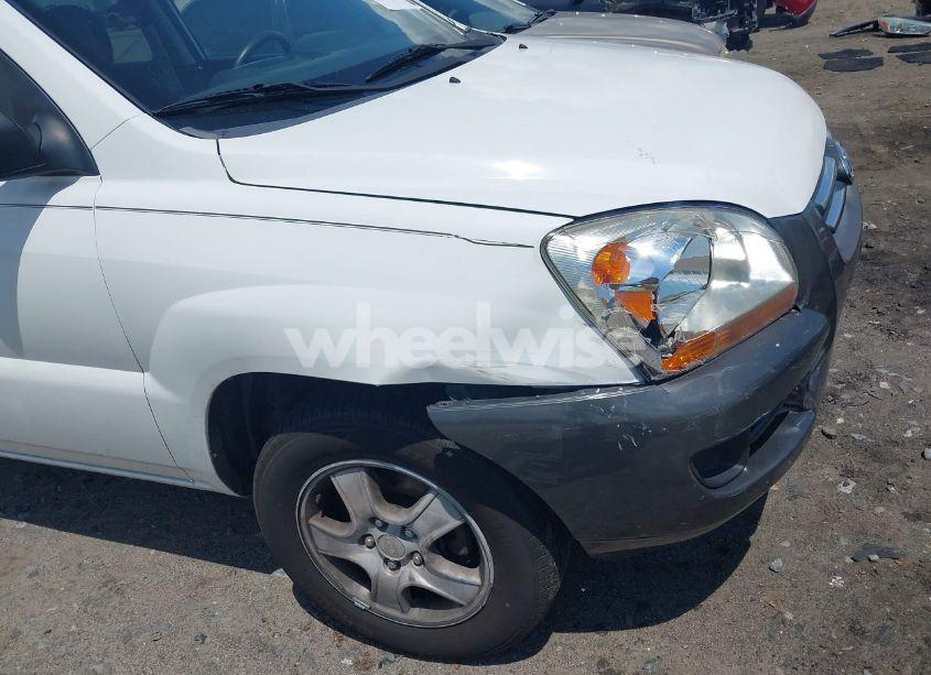 Photo 12 of 2006 Kia Sportage LX (VIN KNDJF724067292244)