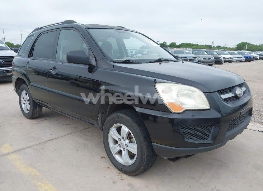 2009 Kia Sportage LX (VIN KNDJF724097556986) main photo