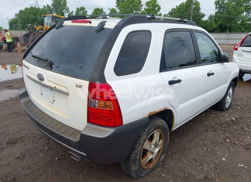 Photo 4 of 2008 Kia Sportage LX (VIN KNDJF724187480564)