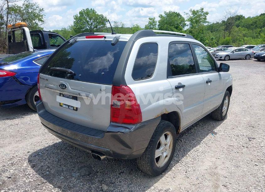 Photo 4 of 2008 Kia Sportage LX (VIN KNDJF724187540553)