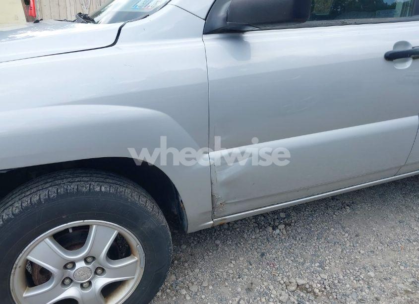 Photo 6 of 2008 Kia Sportage LX (VIN KNDJF724187540553)