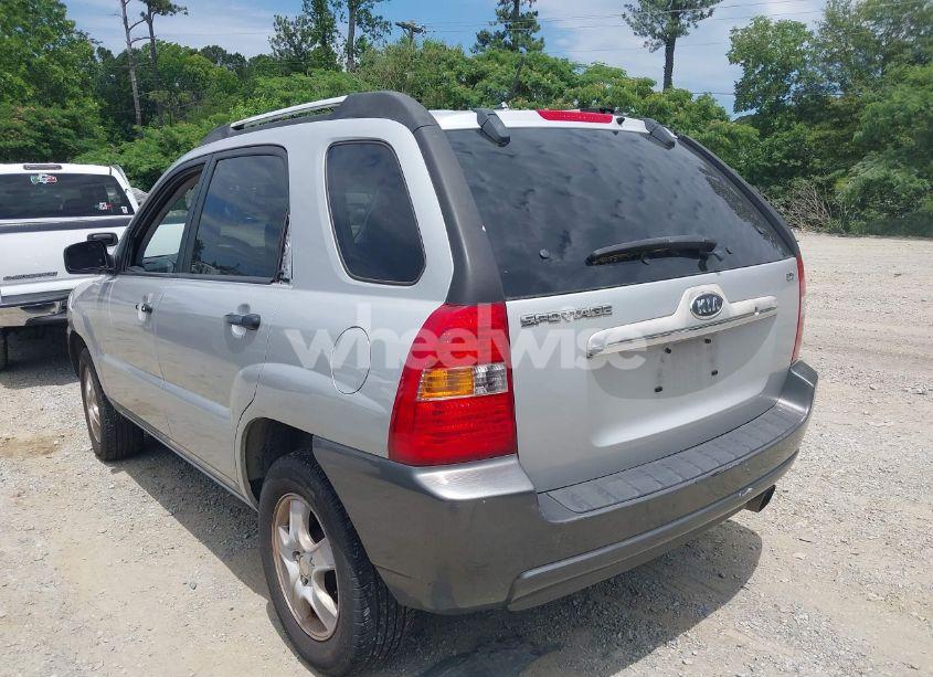 Photo 3 of 2007 Kia Sportage LX (VIN KNDJF724277346855)