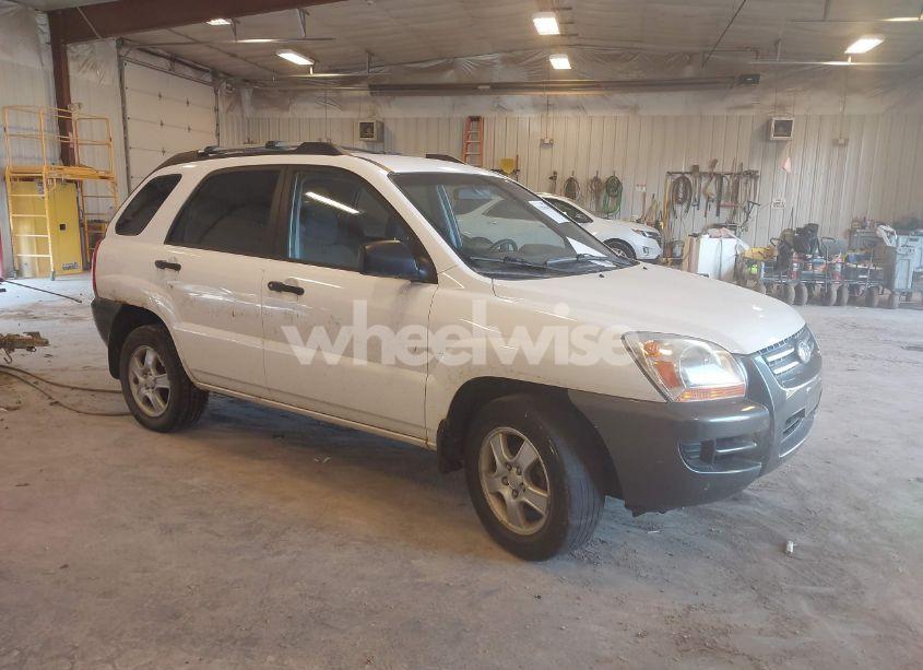 2008 Kia Sportage LX (VIN KNDJF724287457049) main photo