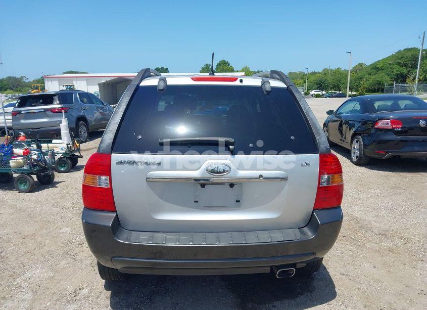 Photo 16 of 2007 Kia Sportage LX (VIN KNDJF724677392978)