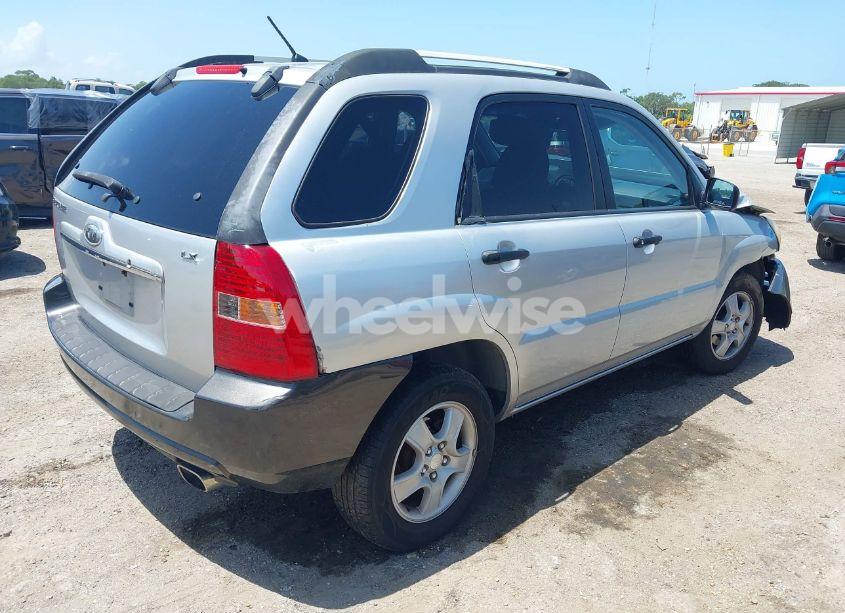 Photo 4 of 2007 Kia Sportage LX (VIN KNDJF724677392978)