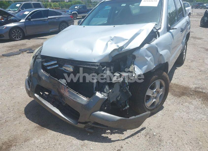Photo 6 of 2007 Kia Sportage LX (VIN KNDJF724677392978)