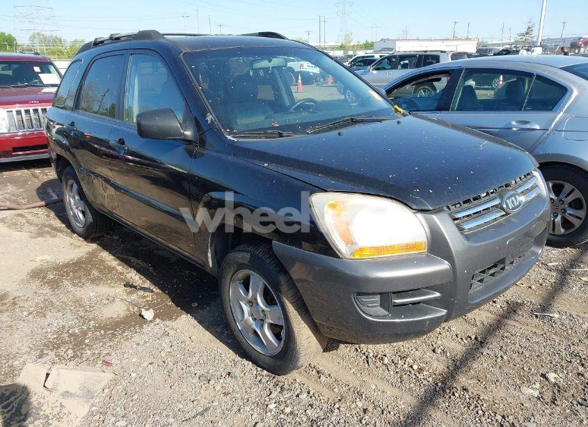 2007 Kia Sportage LX (VIN KNDJF724677447512) main photo