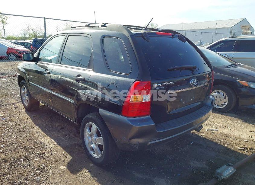 Photo 3 of 2007 Kia Sportage LX (VIN KNDJF724677447512)
