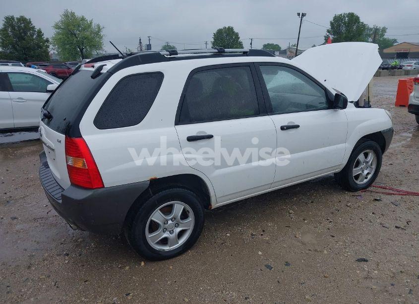 Photo 4 of 2008 Kia Sportage LX (VIN KNDJF724787495926)