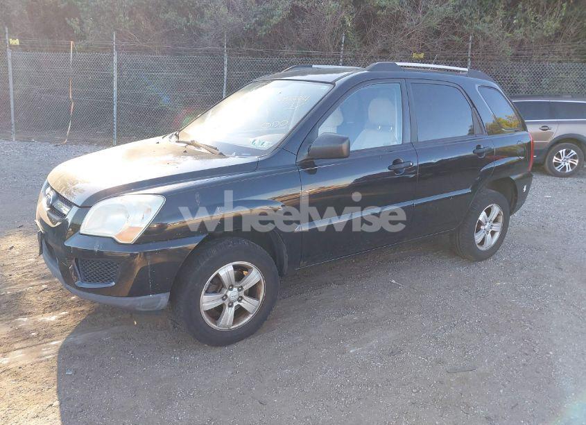 Photo 2 of 2009 Kia Sportage LX (VIN KNDJF724797627178)