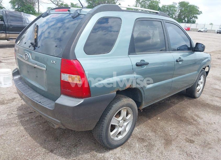 Photo 4 of 2008 Kia Sportage LX (VIN KNDJF724887471618)