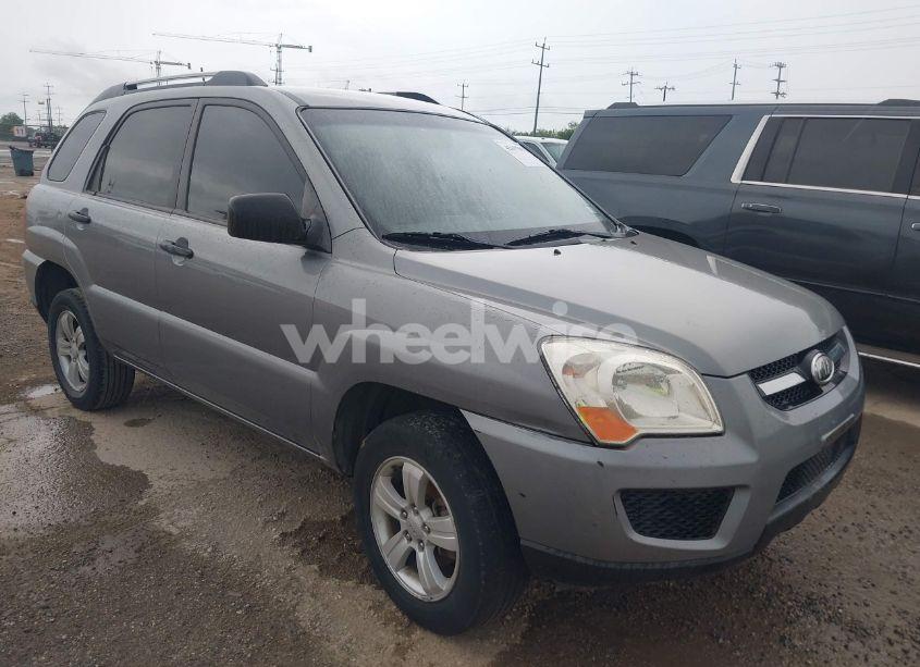 2009 Kia Sportage LX (VIN KNDJF724897562471) main photo