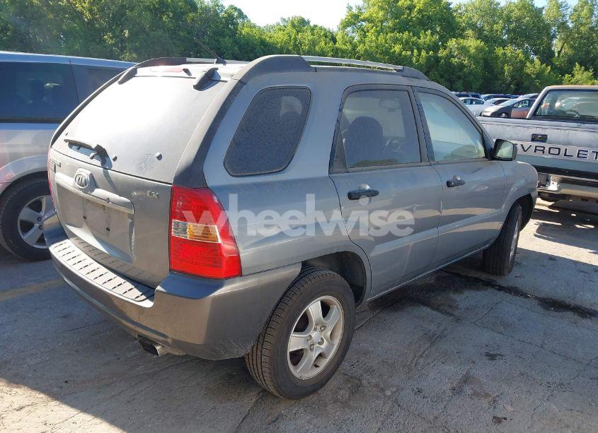 Photo 4 of 2007 Kia Sportage LX (VIN KNDJF724977376659)