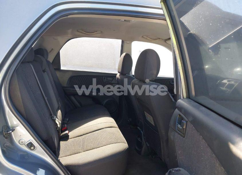 Photo 8 of 2007 Kia Sportage LX (VIN KNDJF724977376659)