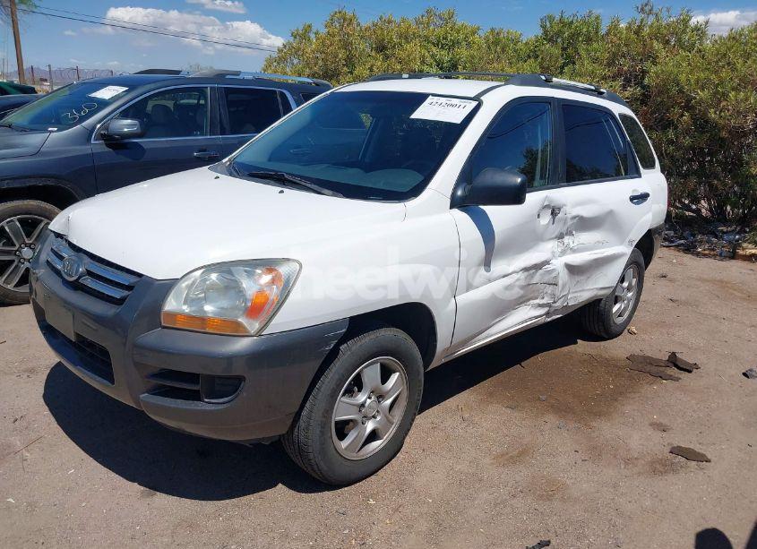 Photo 2 of 2008 Kia Sportage LX (VIN KNDJF724987530756)