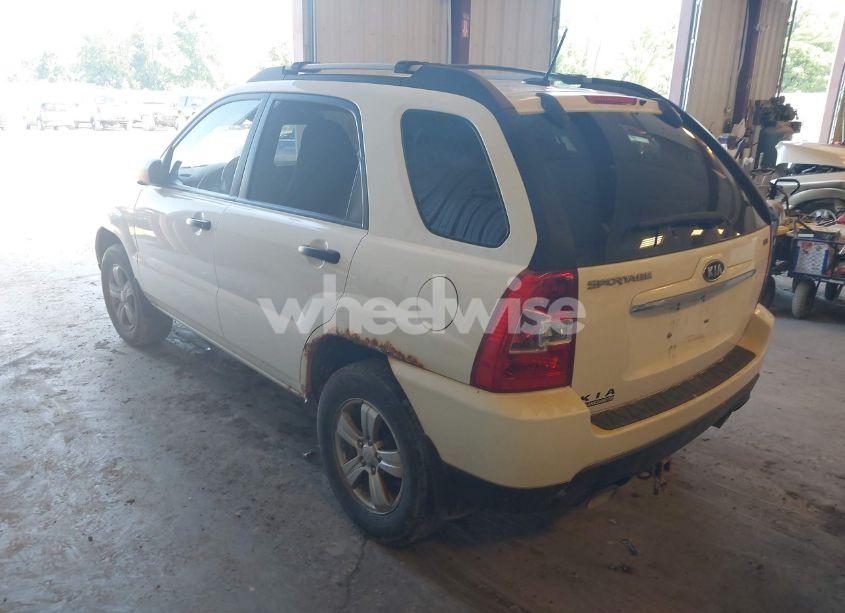 Photo 3 of 2009 Kia Sportage LX (VIN KNDJF724X97611007)