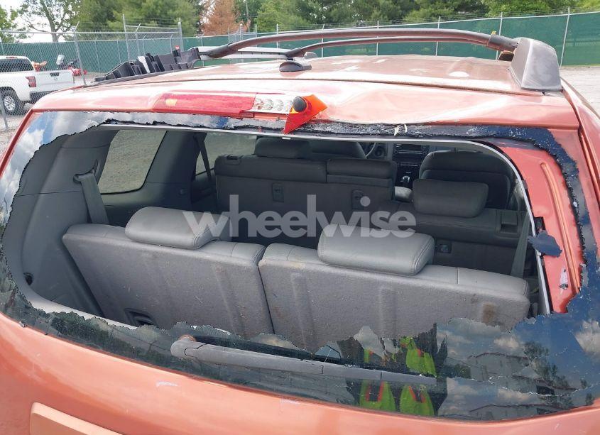 Photo 12 of 2009 Kia Borrego EX V6 (VIN KNDJH741995014956)