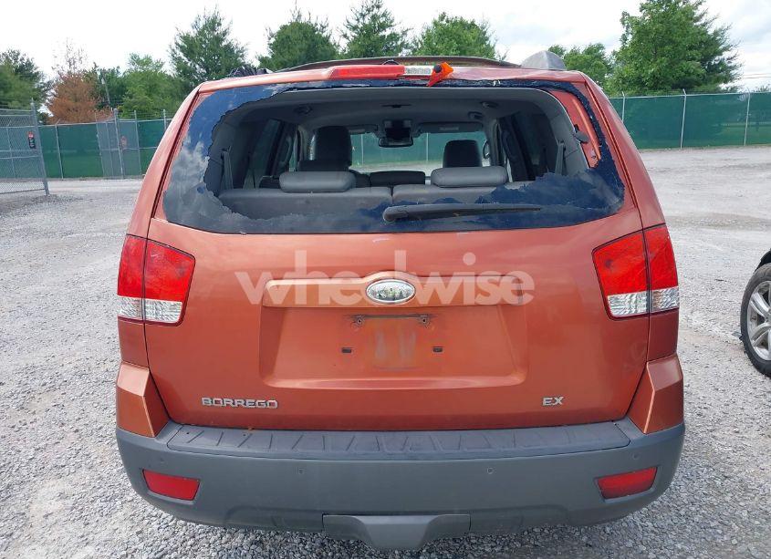 Photo 6 of 2009 Kia Borrego EX V6 (VIN KNDJH741995014956)