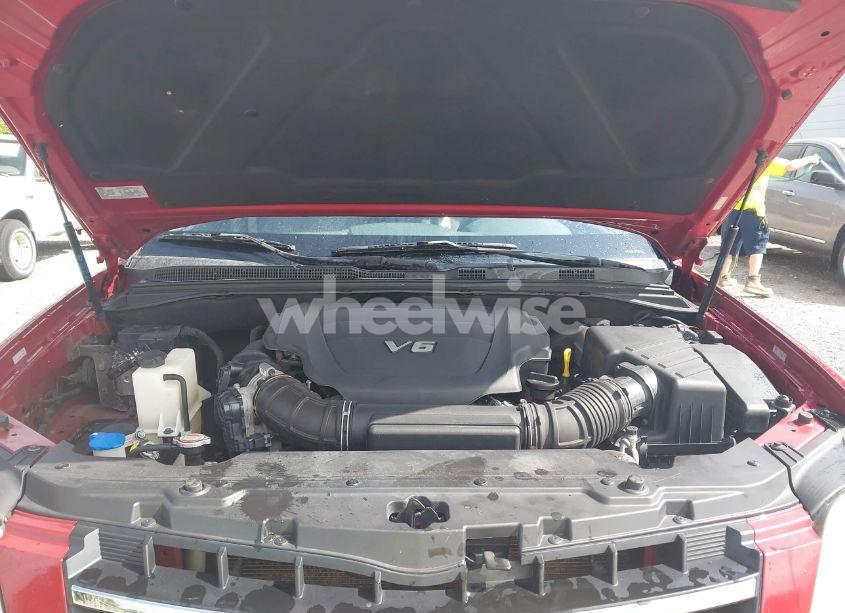 Photo 10 of 2009 Kia Borrego LX V6 (VIN KNDJH741X95037355)