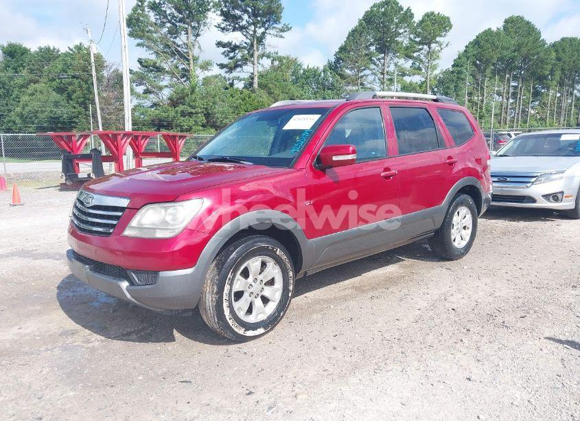 Photo 2 of 2009 Kia Borrego LX V6 (VIN KNDJH741X95037355)