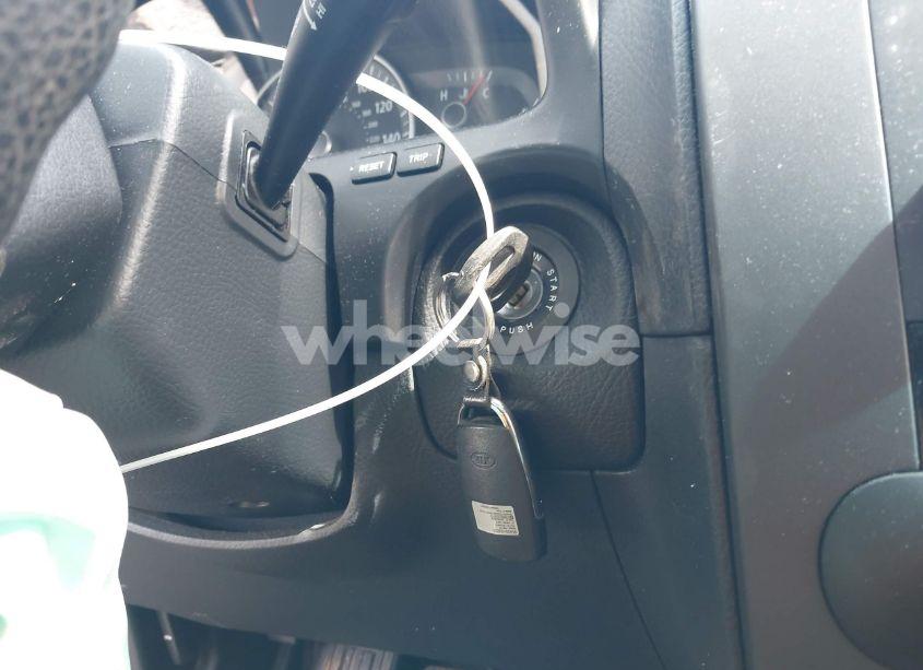 Photo 11 of 2009 Kia Borrego LX (VIN KNDJJ741095026160)