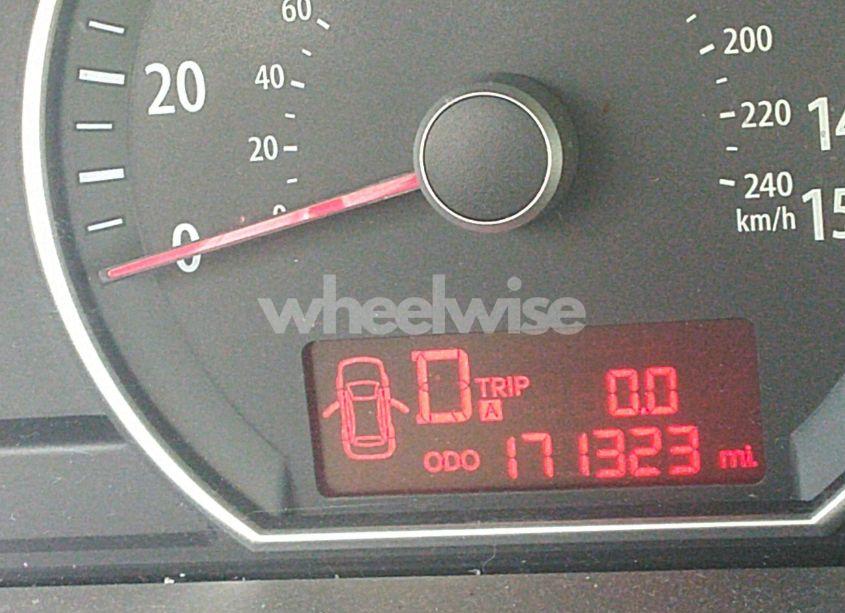 Photo 16 of 2009 Kia Borrego EX V6 (VIN KNDJJ741795015401)