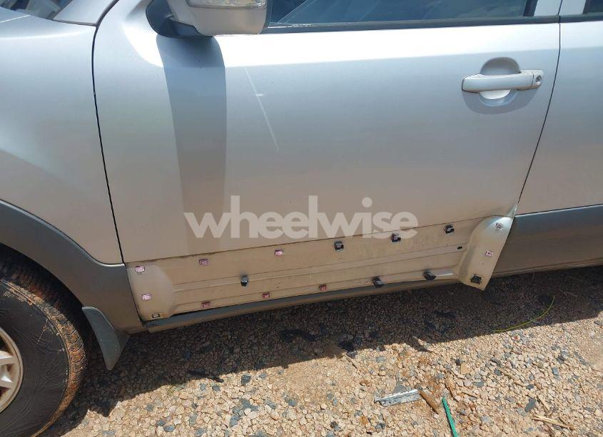 Photo 6 of 2009 Kia Borrego LX (VIN KNDJJ741895029789)