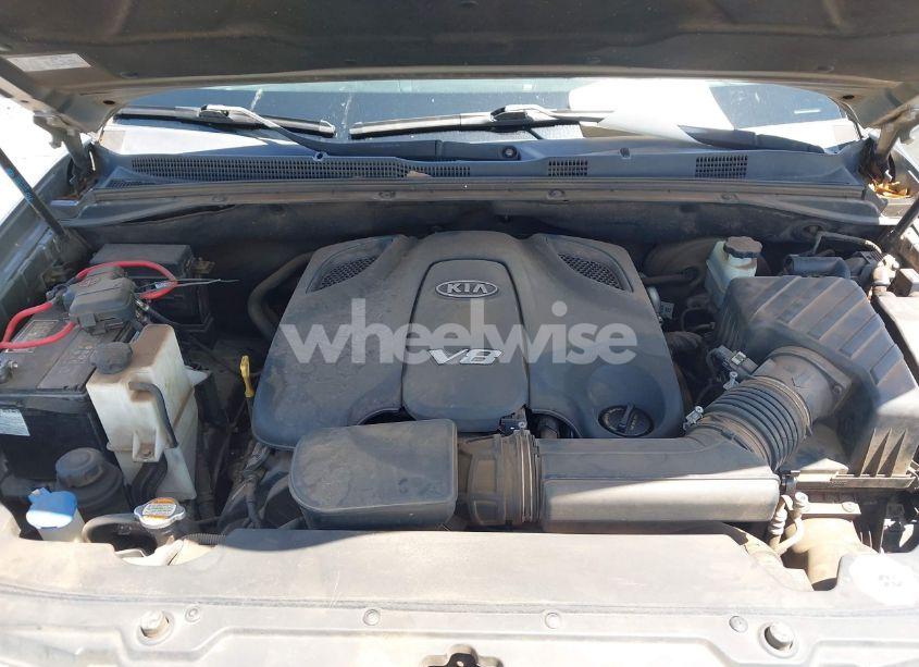 Photo 10 of 2009 Kia Borrego EX V8 (VIN KNDJJ742595023828)