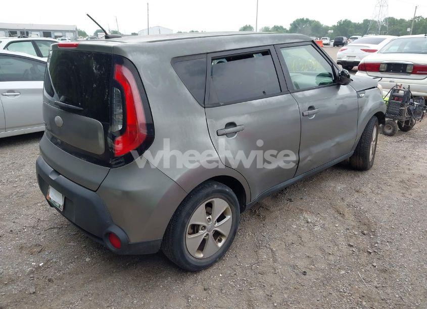 Photo 4 of 2014 Kia Soul (VIN KNDJN2A20E7059792)