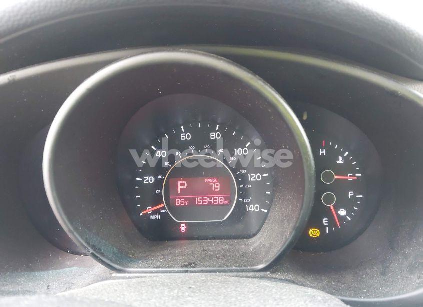 Photo 7 of 2014 Kia Soul (VIN KNDJN2A20E7059792)