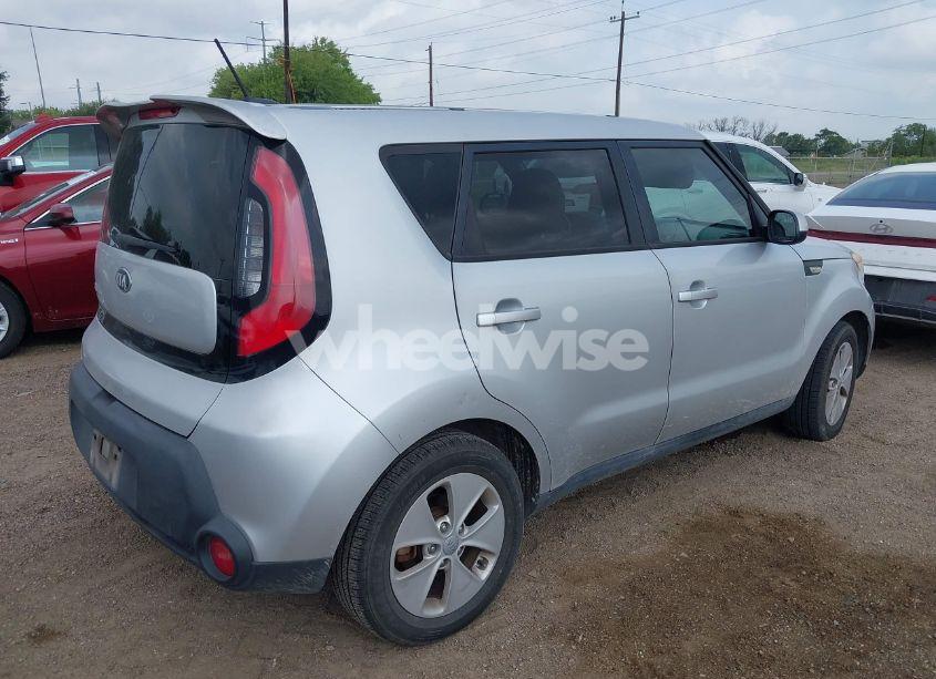 Photo 4 of 2014 Kia Soul N/A (VIN KNDJN2A20E7712055)