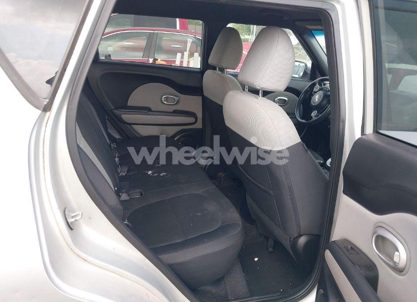 Photo 8 of 2014 Kia Soul N/A (VIN KNDJN2A20E7712055)