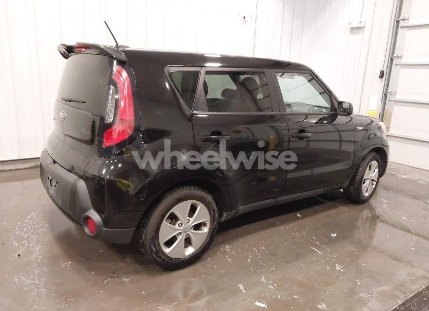 Photo 4 of 2014 Kia Soul N/A (VIN KNDJN2A20E7733990)